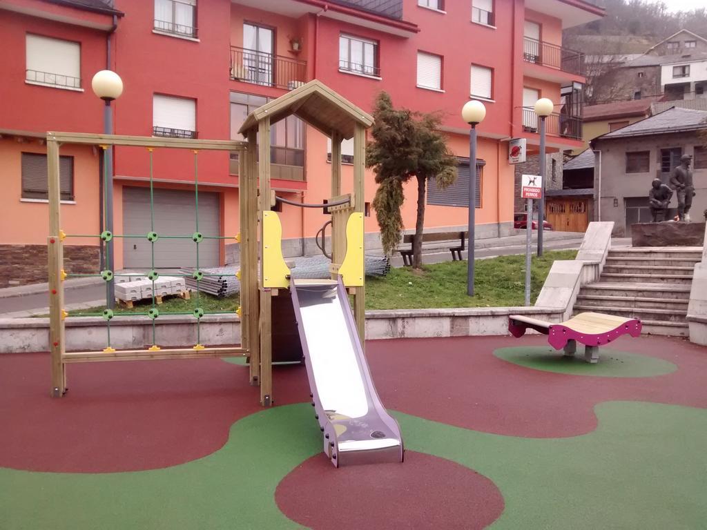 Bed and Breakfast Tia Maria Cerredo Екстер'єр фото
